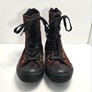 Converse suade high rise lined all star boot shoe size 8